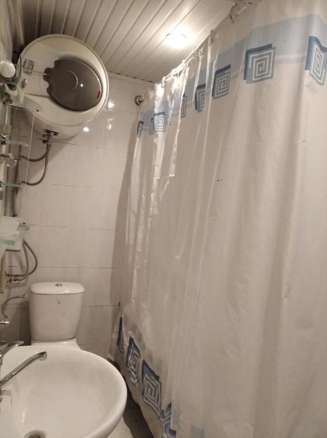 3 Room Apartment In Small Center Of Jerevan Buitenkant foto
